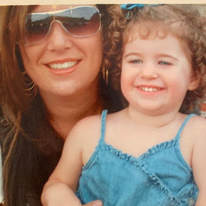 Meet your Posher, Avery